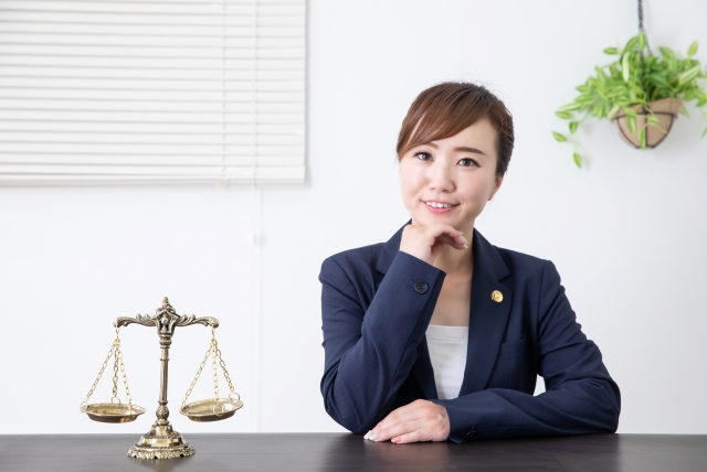 女性弁護士