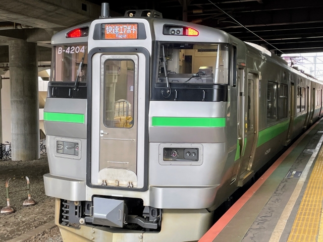 JR千歳線 733系 快速エアポート