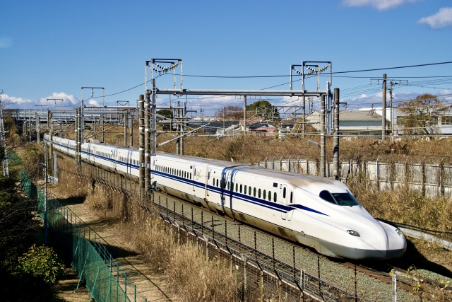 二川カーブを走る新幹線N700S