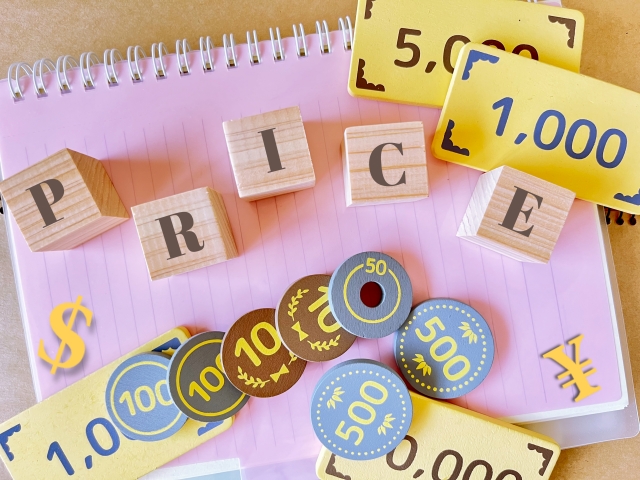 ウッドキューブにPRICEのことば