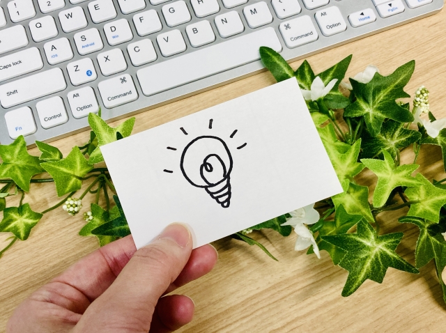 豆電球のマーク