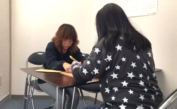 利用者が面談を受けている様子