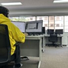 作業風景の一部です。ホームページ作成や事務など、やれることが様々です。