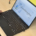 パソコン業務では、自社販売サイトの運営や顧客管理などをしています。