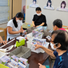 内職作業には多数のお仕事を用意しており、どの作業もコツコツと取り組めます。